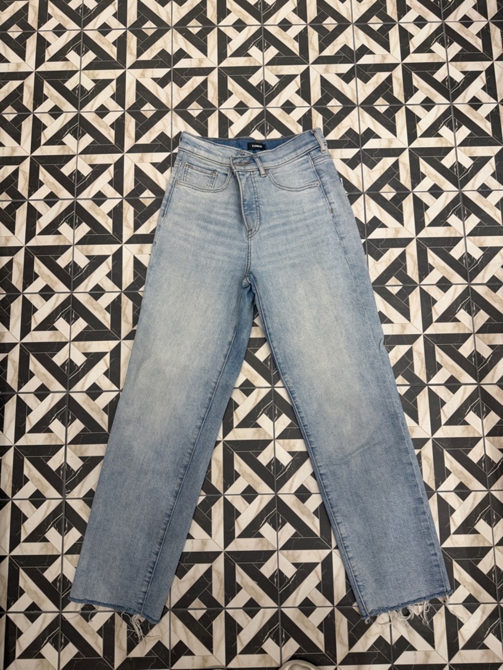 Express Light Blue Straight-Leg Women's Jeans